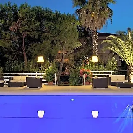 Palace Magnolia Hotel 3*