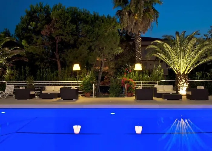 Palace Magnolia Hotel